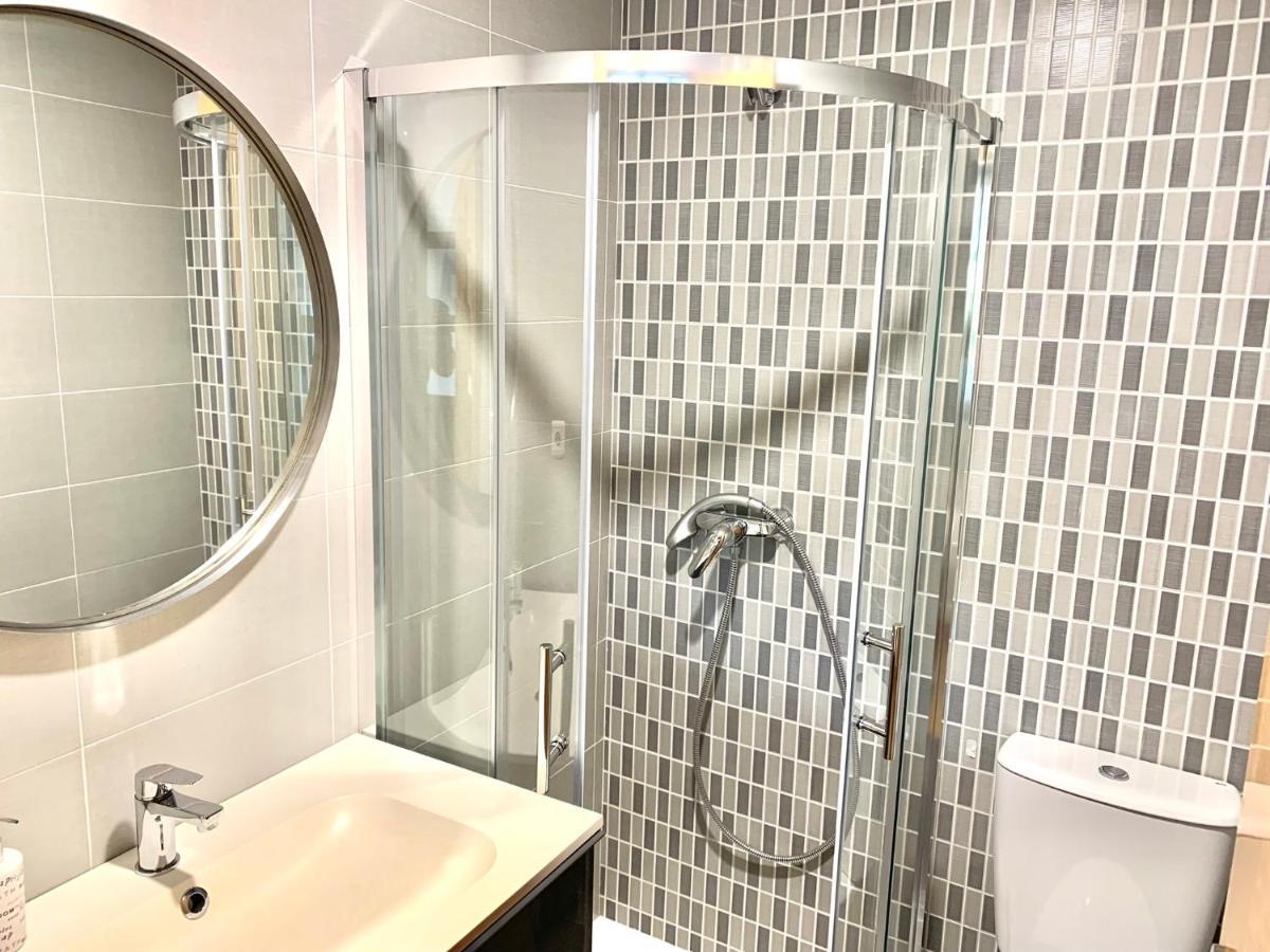 Apartamento Casa Ferreiros. Parking Y Wifi Incluidos! Gijón Exterior foto